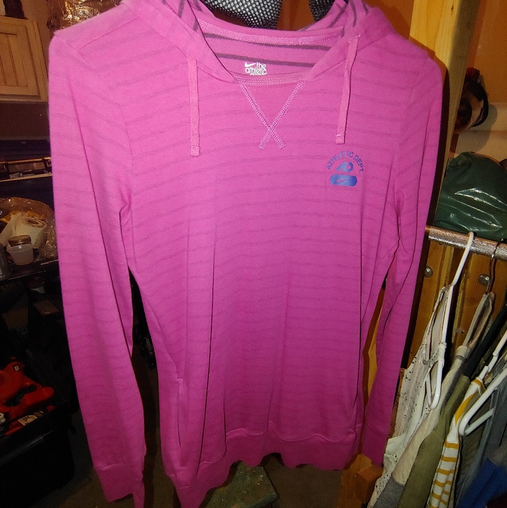 Nike long sleeve hooded tee